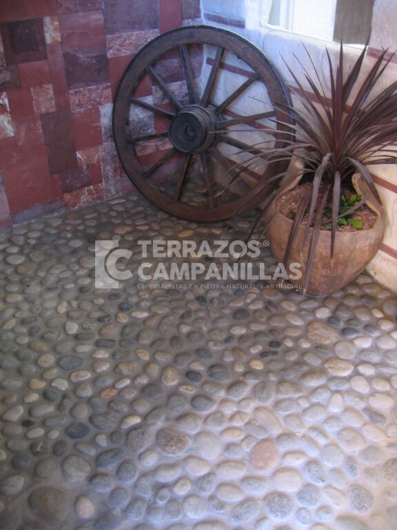 CANTOS RODADOS Y TRITURADOS 