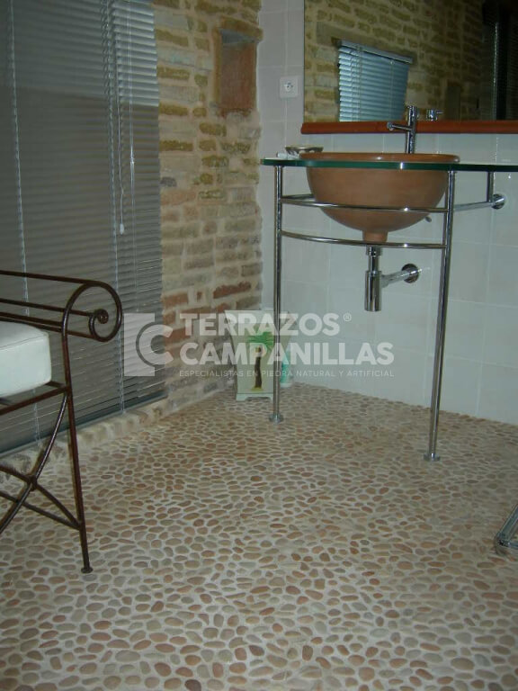 PIEDRA DE RO EN MALLAS 