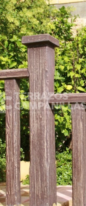 BALUSTRADE PILLARS - ACCESSORIES AND FENCES IN IMITATION WOOD PREFABRICATED CONCRETE