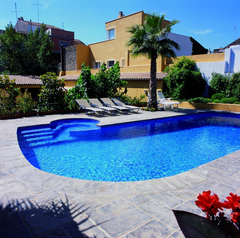 BORDES/FILOS DE PISCINAS