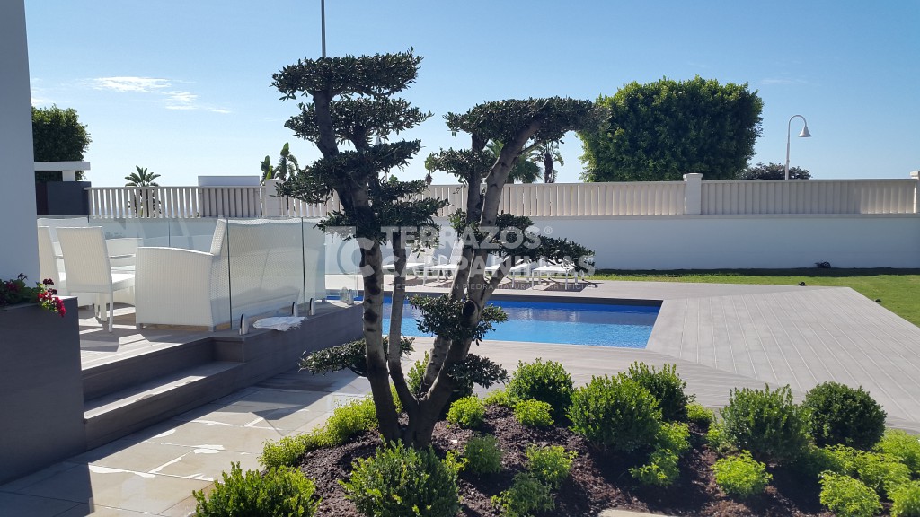 BORDES/FILOS DE PISCINASPREFABRICADOS DE HORMIGN