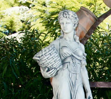 FIGURAS DE JARDN - ESTATUAS Y NGELES
